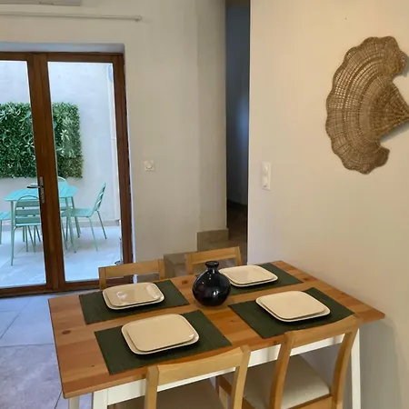 Appartement Charmante Maison De Avec Cour Exterieure