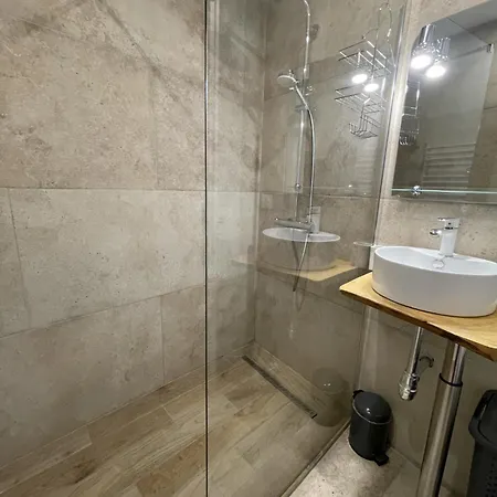 Appartement Charmante Maison De Avec Cour Exterieure *